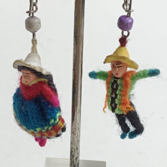 Vintage Figural Peruvian Doll Couple Dangle Pierced Earrings - Picture 6 of 6